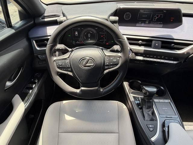 Used 2021 Lexus UX 250h w/ Accessory Package (Z2) AWD/4WD image 16
