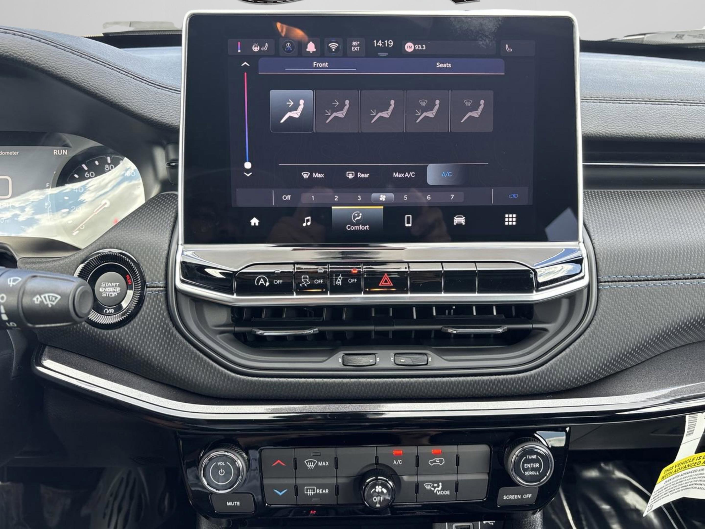 New 2026 Jeep Compass Latitude image 21