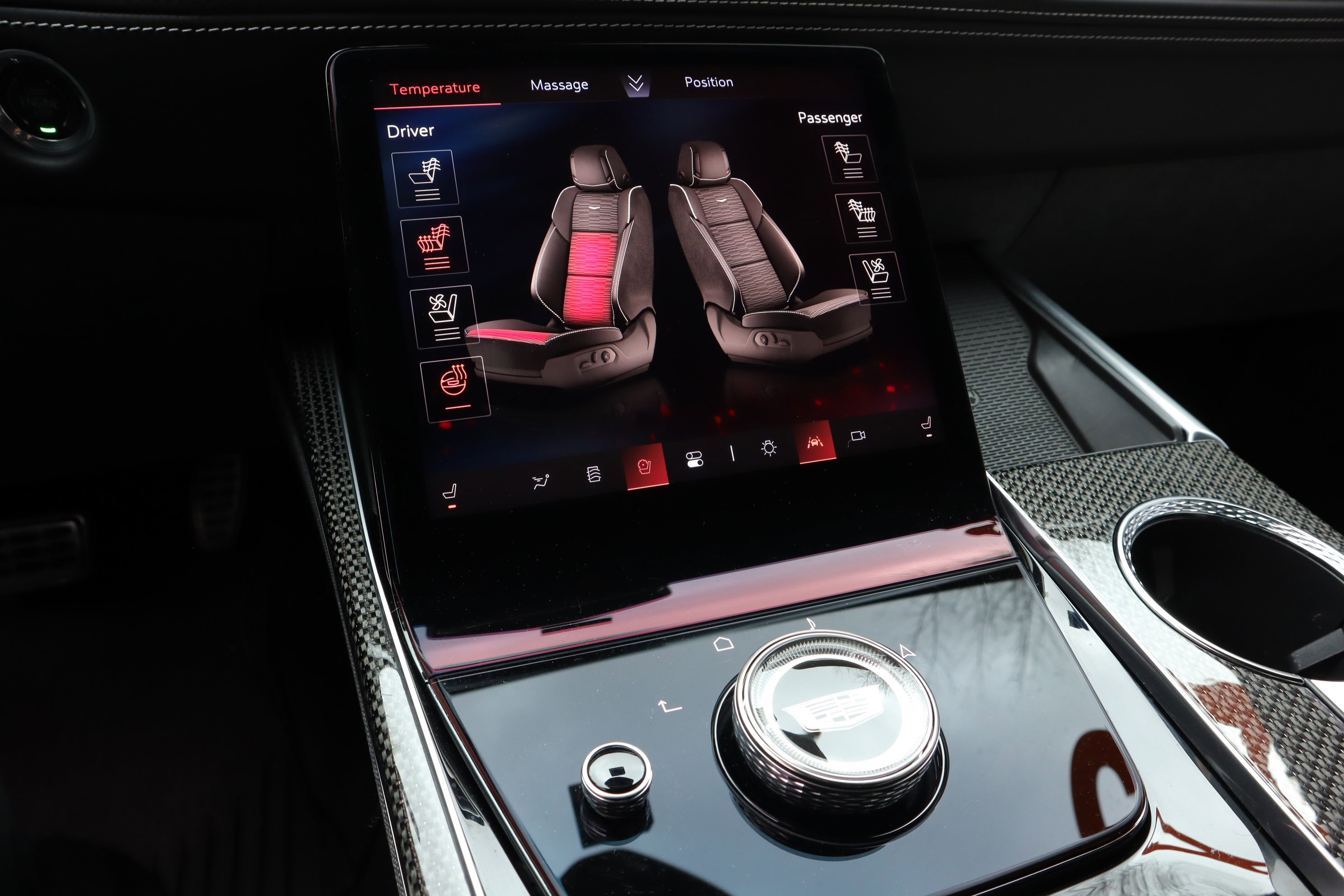 Used 2025 Cadillac Escalade V w/ LPO, ONYX Package image 20