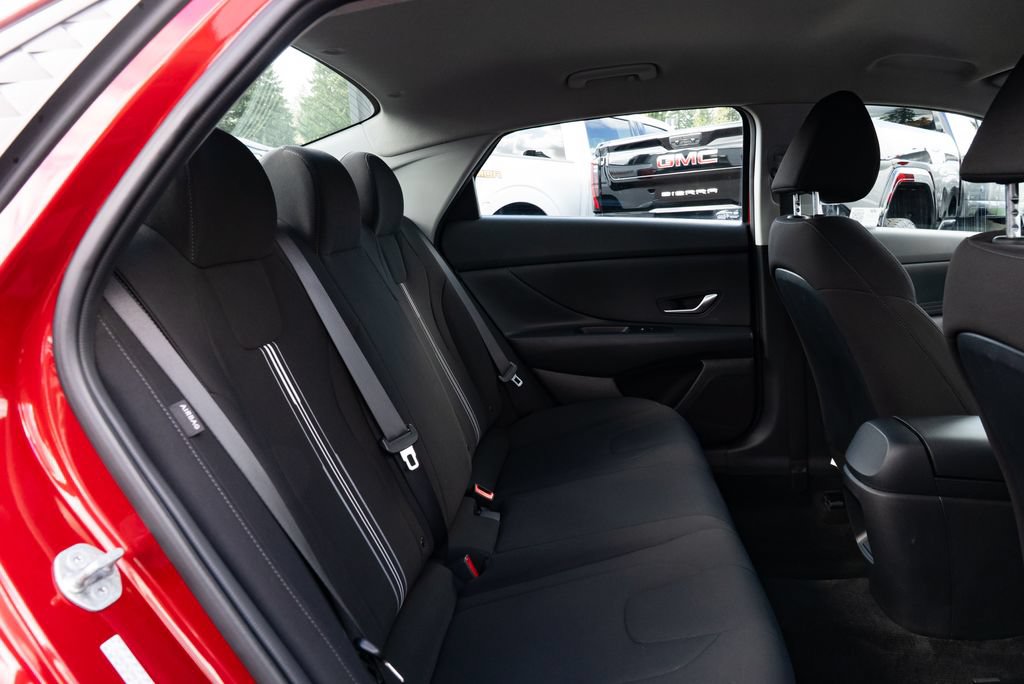 Used 2024 Hyundai Elantra SEL FWD image 22