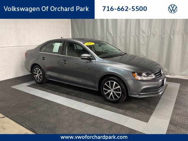 Used 2017 Volkswagen Jetta SE FWD image 1