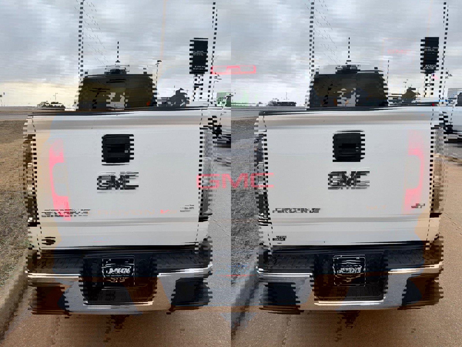 Used 2018 GMC Canyon SLT w/ Driver Alert Package image 4