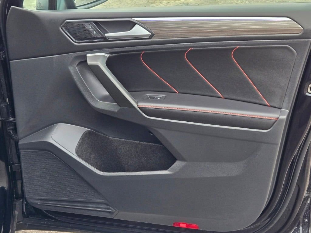 Used 2024 Volkswagen Tiguan Wolfsburg Edition image 8