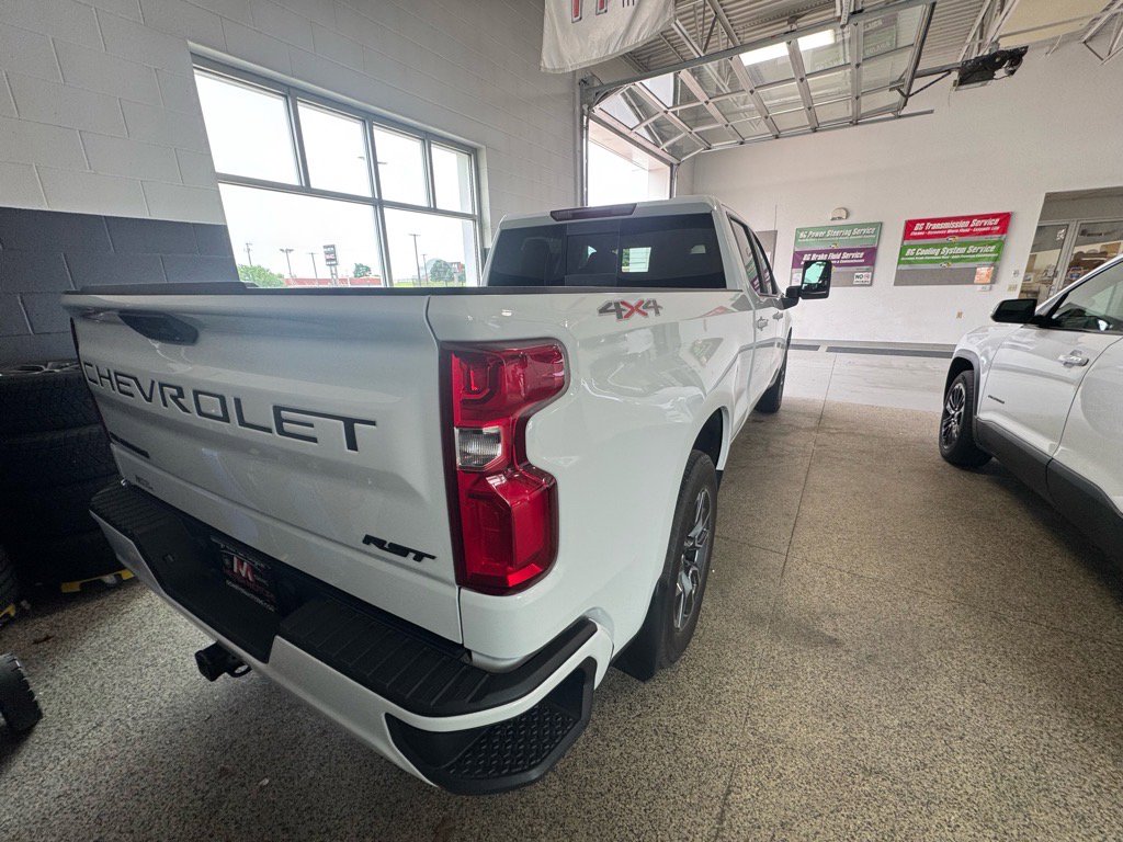 Certified 2023 Chevrolet Silverado 1500 RST image 5