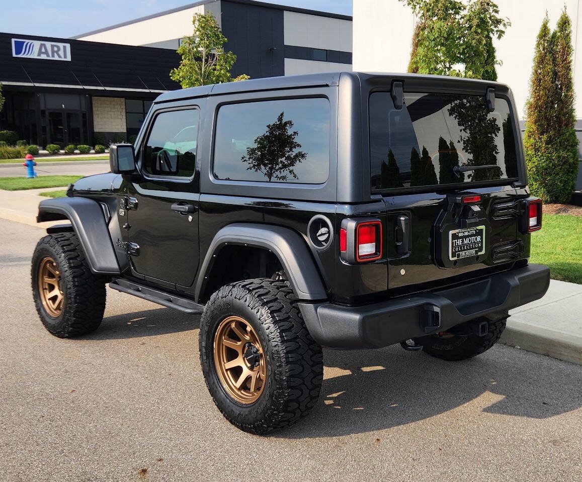 Used 2022 Jeep Wrangler Sport AWD/4WD image 21