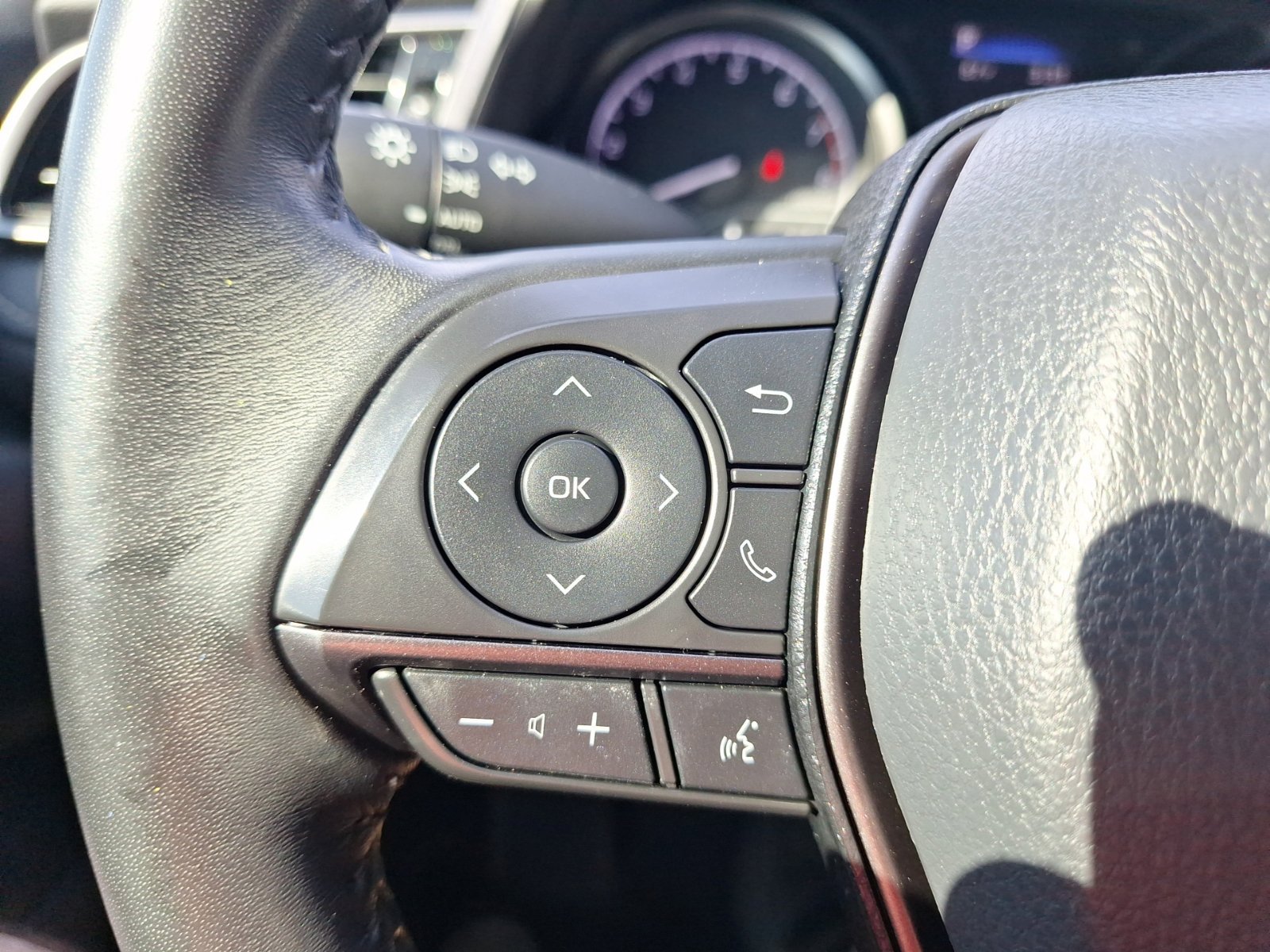 Used 2021 Toyota Camry SE FWD image 20
