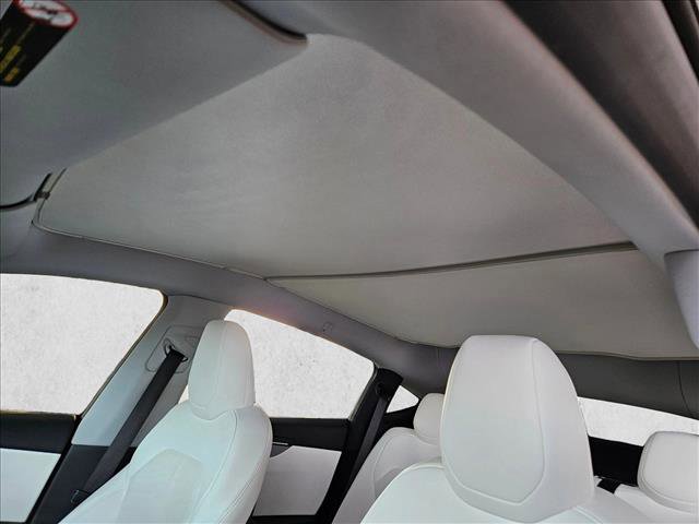 Used 2026 Tesla Model Y Long Range image 16