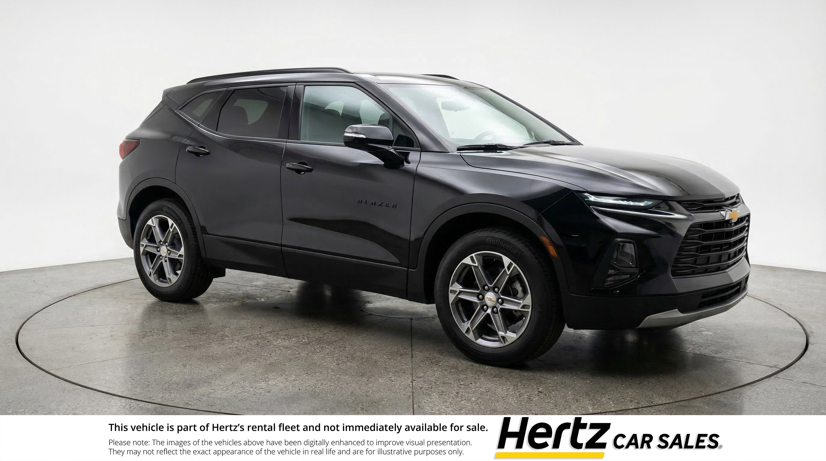 Used 2025 Chevrolet Blazer LT image 1