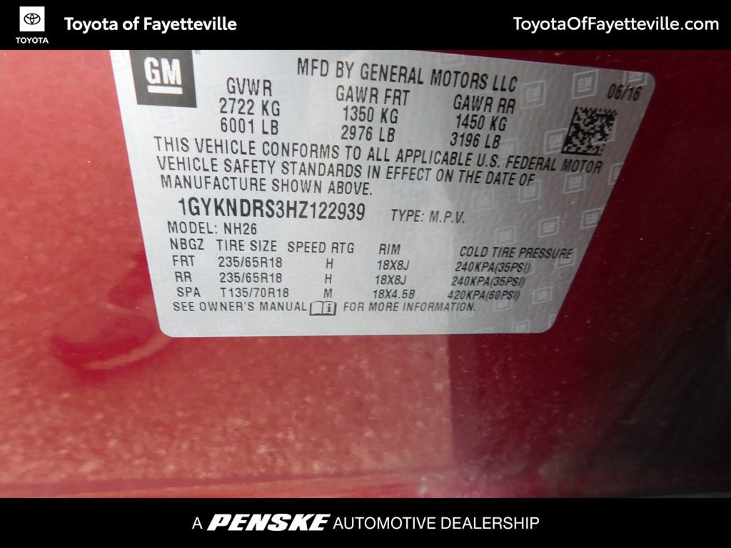 Used 2017 Cadillac XT5 Luxury w/ Driver Awareness Package image 9