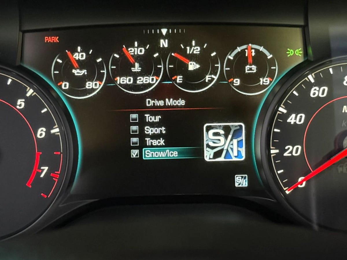 Used 2016 Chevrolet Camaro SS RWD image 53