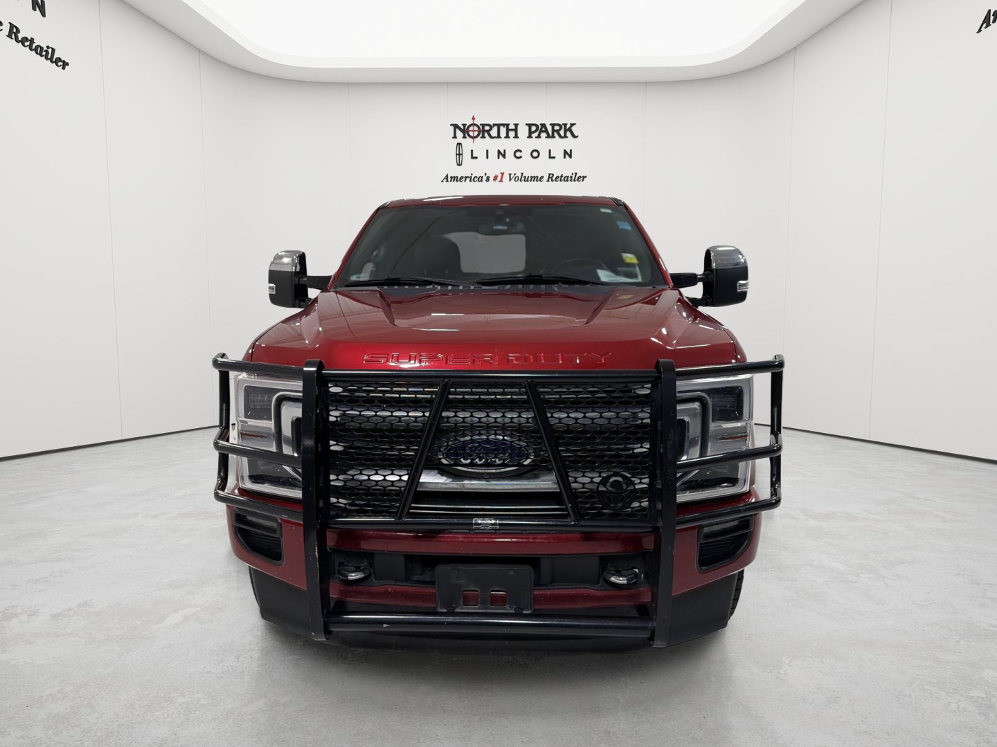 Used 2020 Ford F250 Platinum w/ FX4 Off-Road Package AWD/4WD image 8