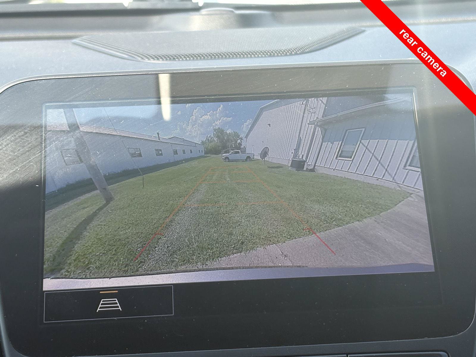 Used 2024 Chevrolet Malibu LT FWD image 5