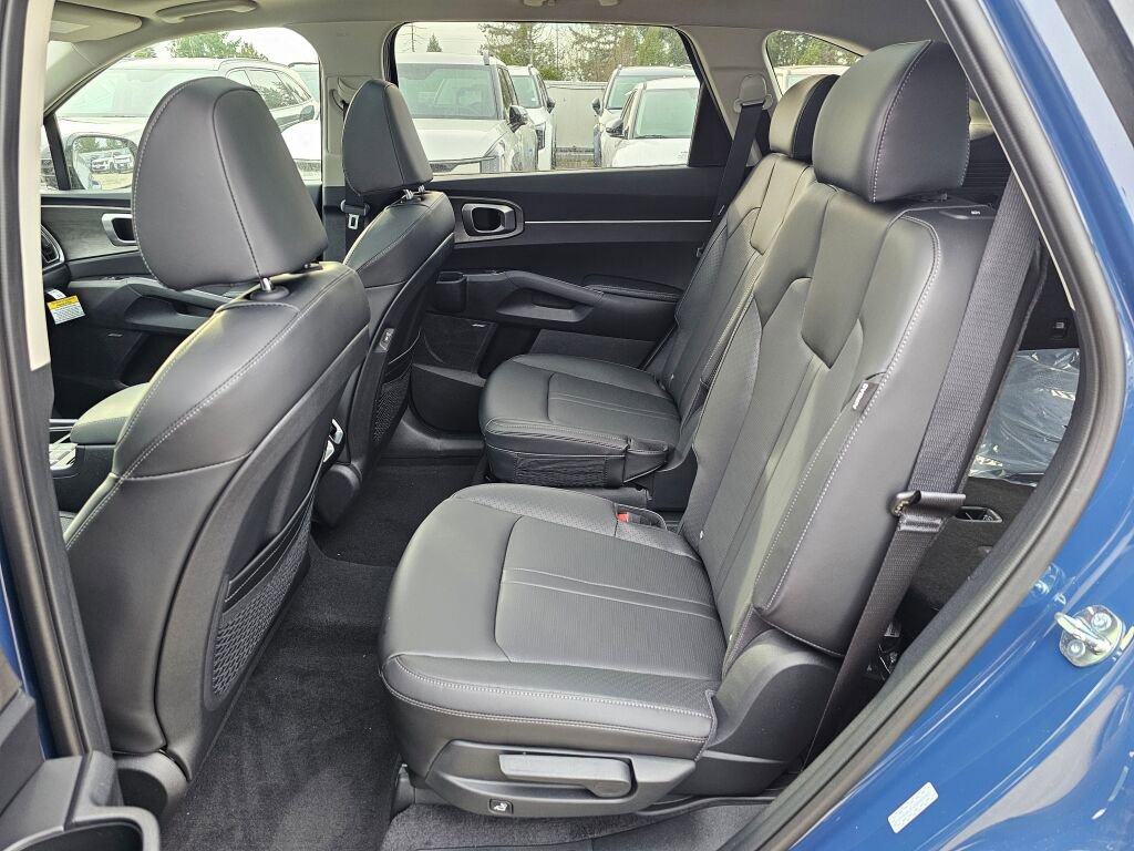 New 2026 Kia Sorento X-Line EX image 24