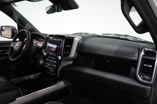 Used 2025 RAM 1500 Laramie image 16