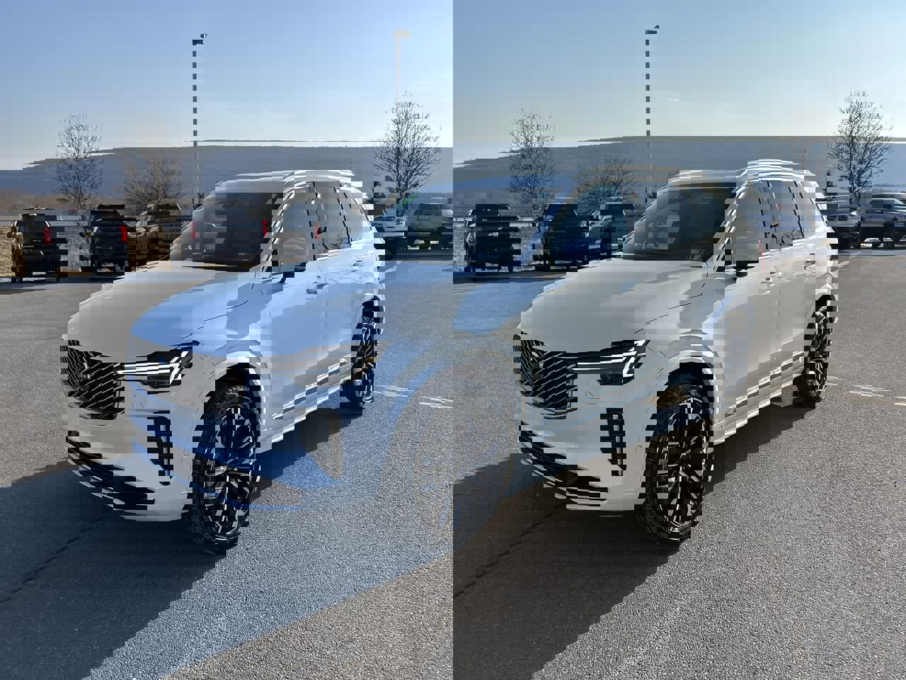 Used 2026 Volvo XC90 B5 Plus w/ Protection Package image 3