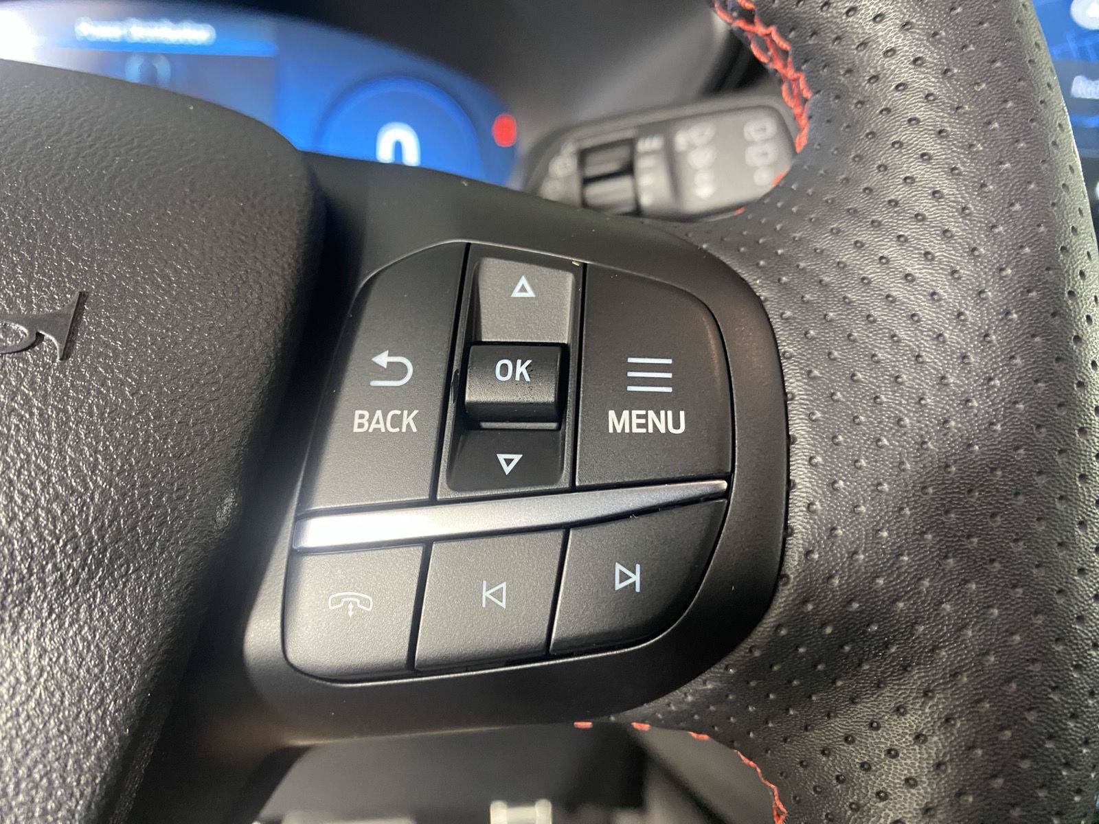 Used 2023 Ford Escape ST-Line Elite AWD/4WD image 18