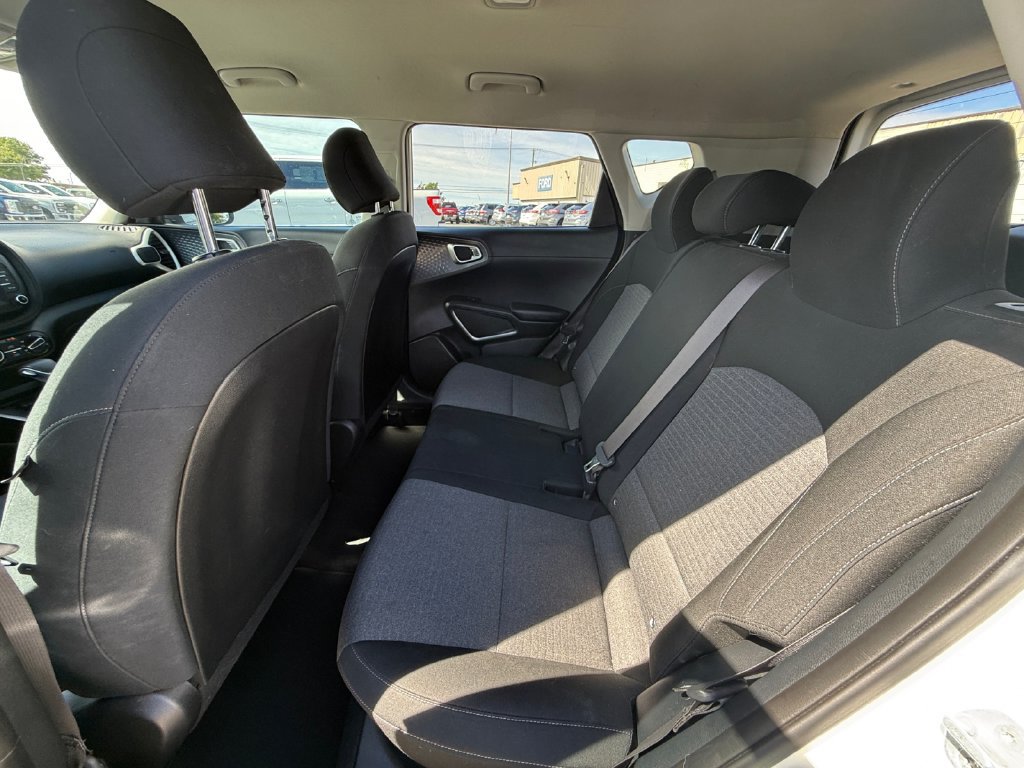 Used 2021 Kia Soul S FWD image 20