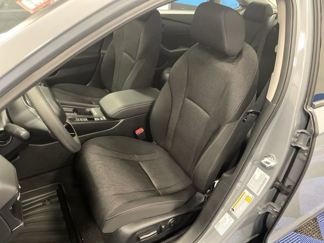 Certified 2025 Honda Accord SE image 11
