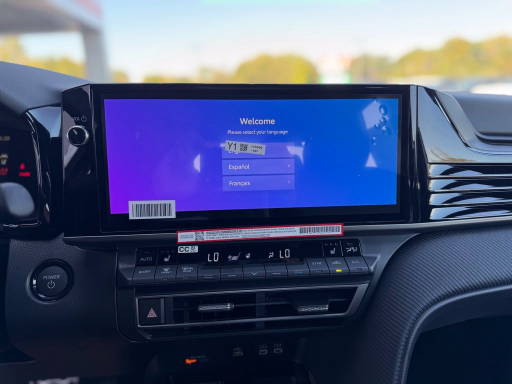 New 2026 Toyota Camry Hybrid AWD/4WD image 14