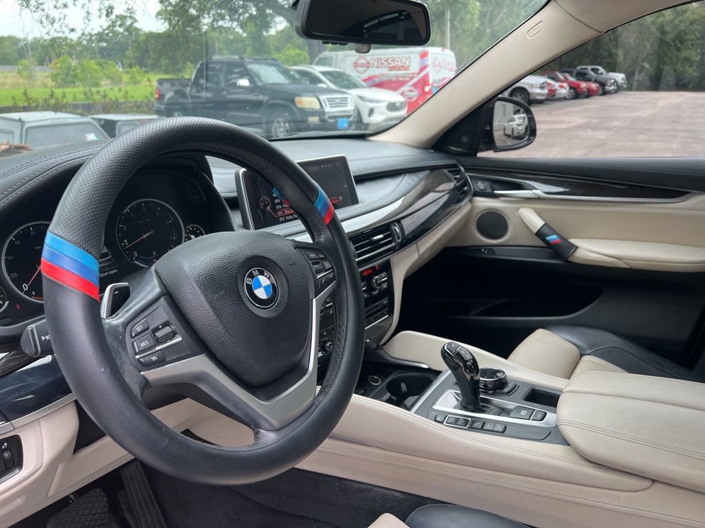 Used 2015 BMW X6 xDrive50i AWD/4WD image 9
