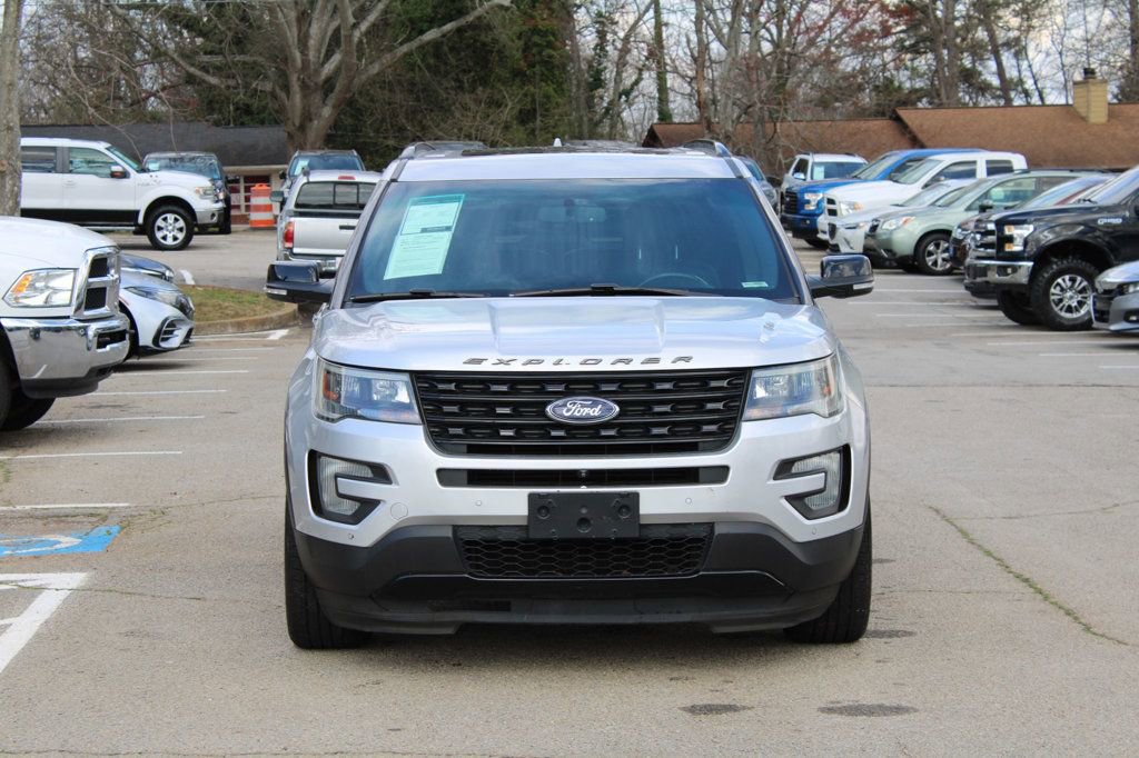 Used 2016 Ford Explorer Sport w/ Equipment Group 401A AWD/4WD image 2