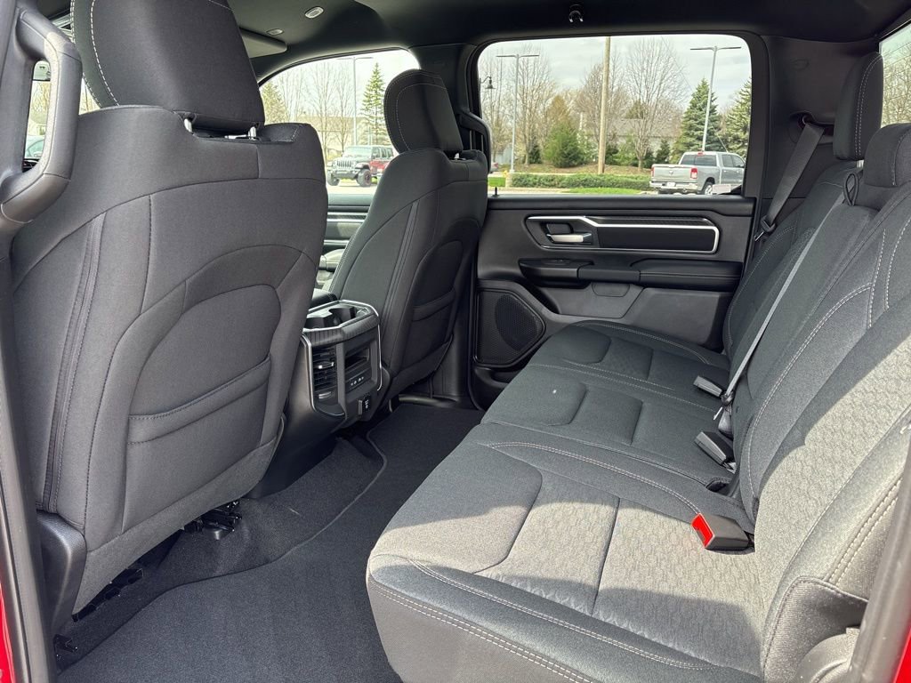 New 2026 RAM 1500 4x4 Crew Cab image 9