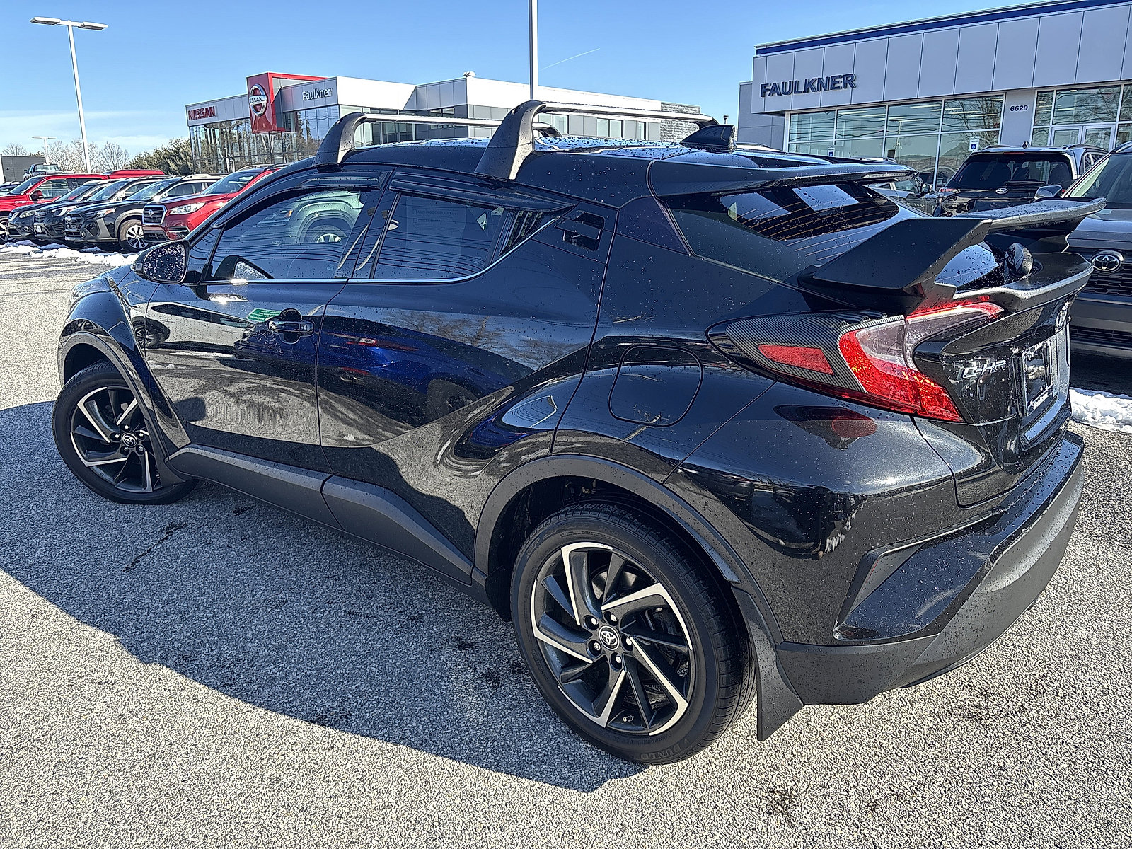 Used 2021 Toyota C-HR Limited FWD image 6