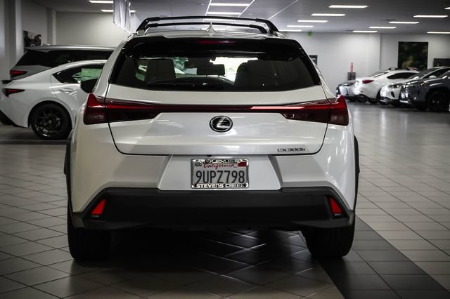 Certified 2025 Lexus UX 300h FWD image 7