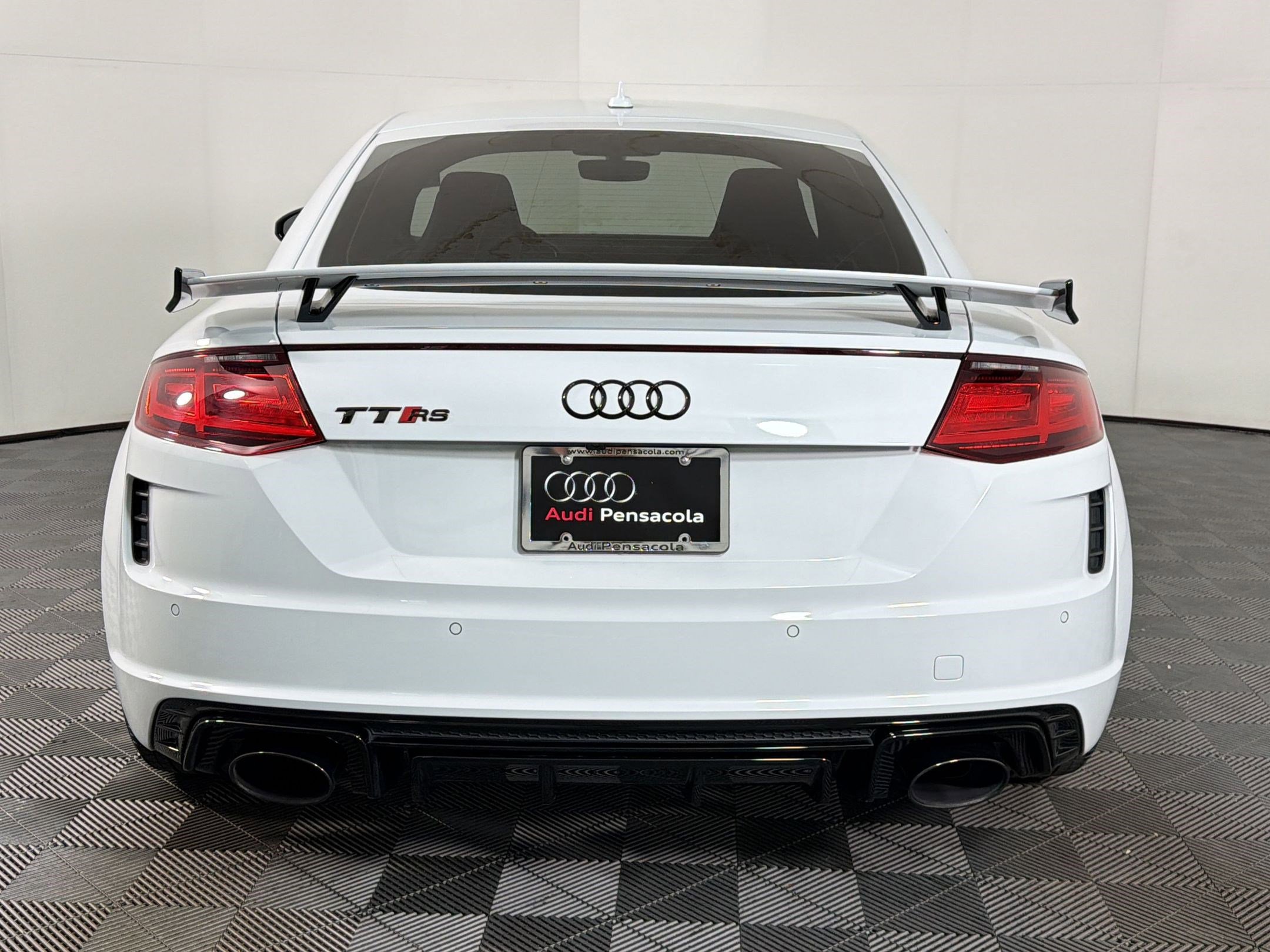 Used 2019 Audi TT RS image 7
