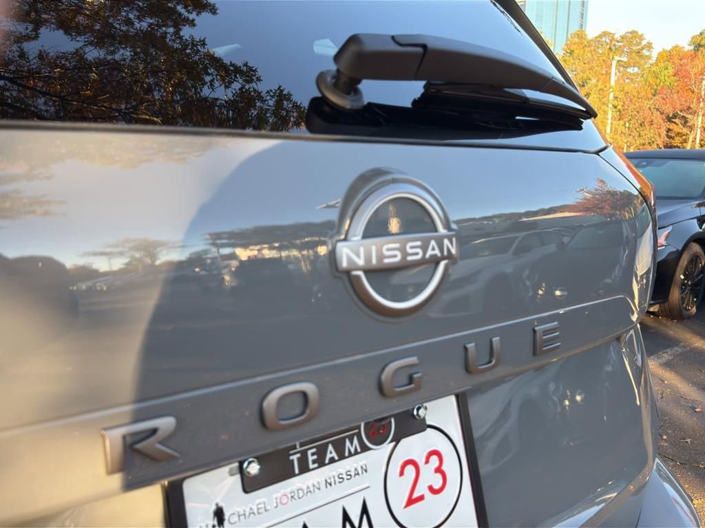 New 2026 Nissan Rogue SV image 14