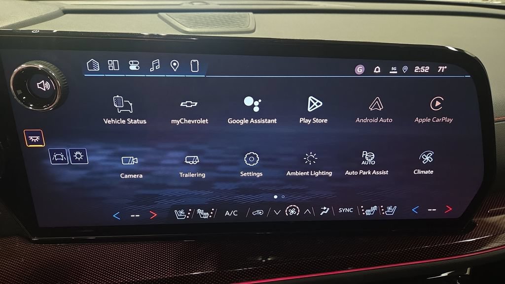 New 2026 Chevrolet Traverse RS FWD image 13