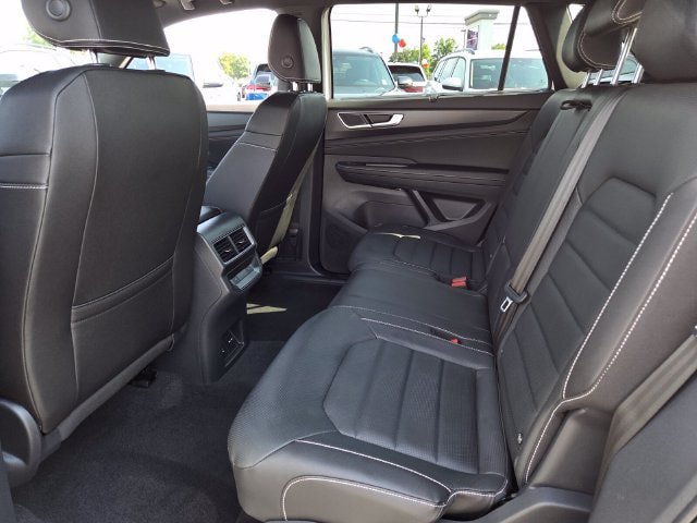 New 2026 Volkswagen Atlas Cross Sport SEL AWD/4WD image 6