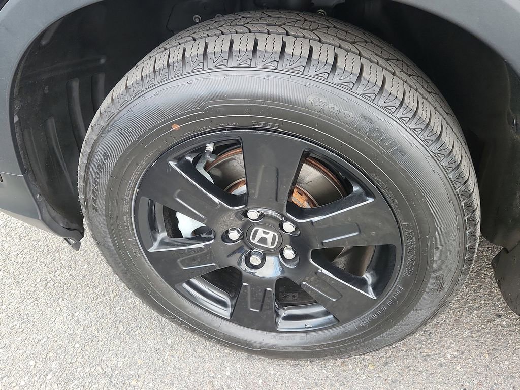 Used 2018 Honda Ridgeline Black Edition image 17