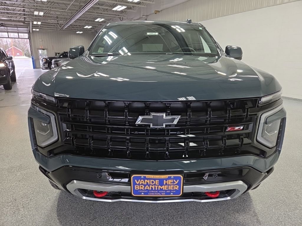 New 2026 Chevrolet Suburban Z71 w/ Comfort Package image 2