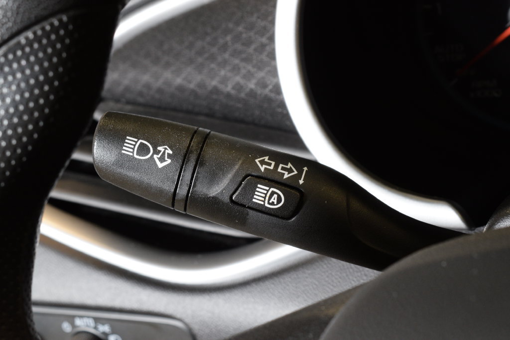 Used 2024 Chevrolet Malibu LT FWD image 18