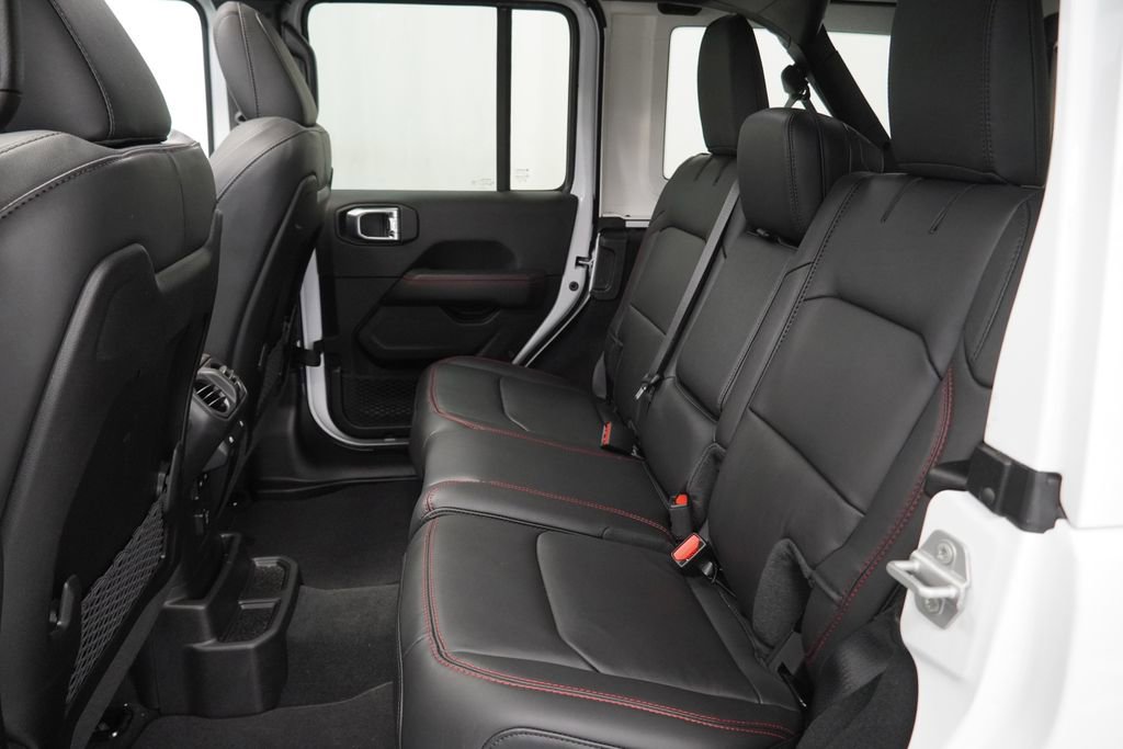 Certified 2026 Jeep Wrangler Unlimited Rubicon image 21