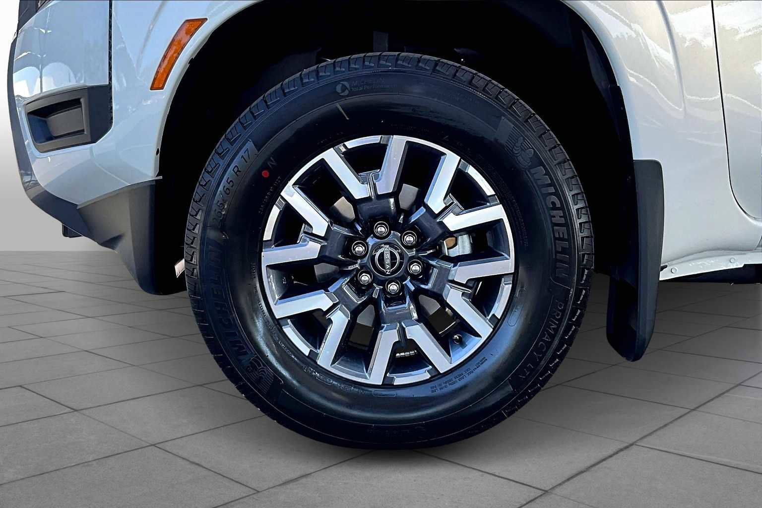 New 2026 Nissan Frontier SV image 11