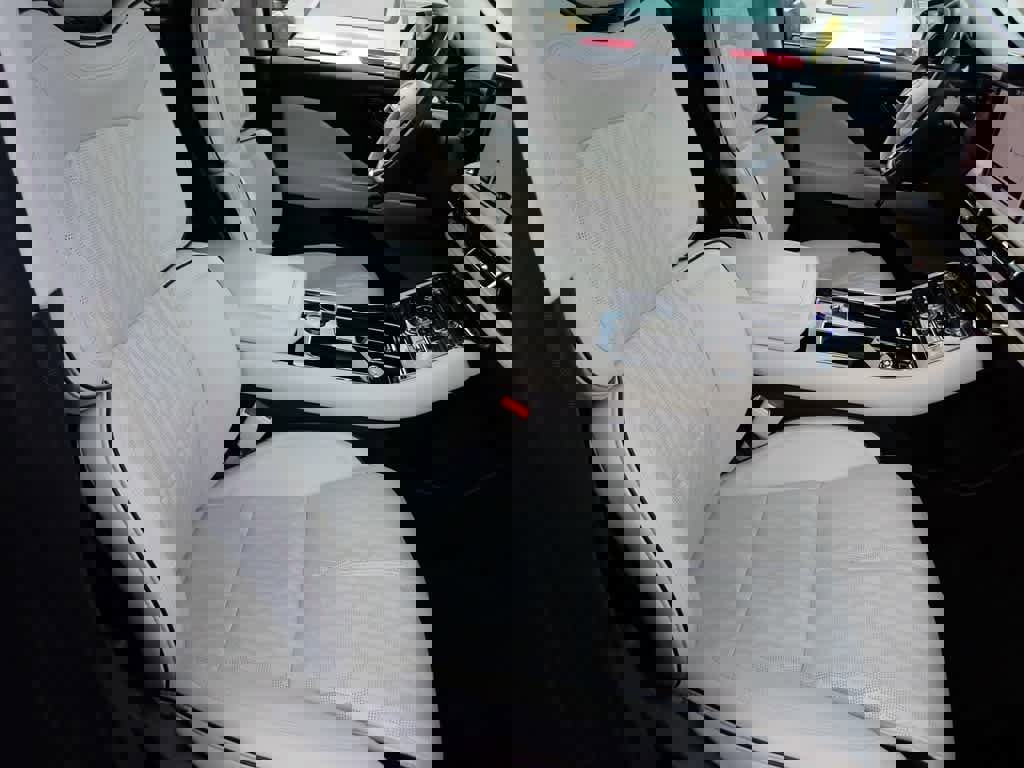 Used 2023 Lincoln Aviator Black Label w/ Dynamic Handling Package image 20