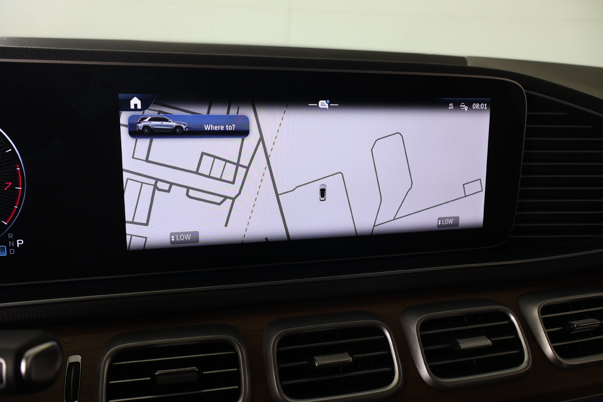 Used 2024 Mercedes-Benz GLE 350 4MATIC image 7