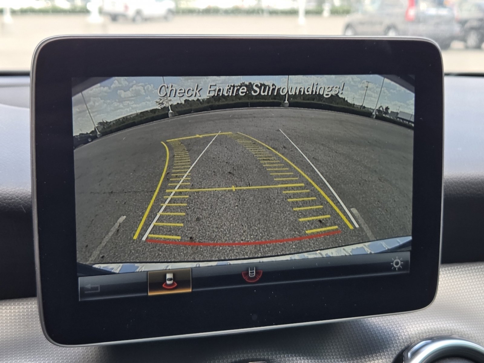 Used 2020 Mercedes-Benz GLA 250 4MATIC image 8