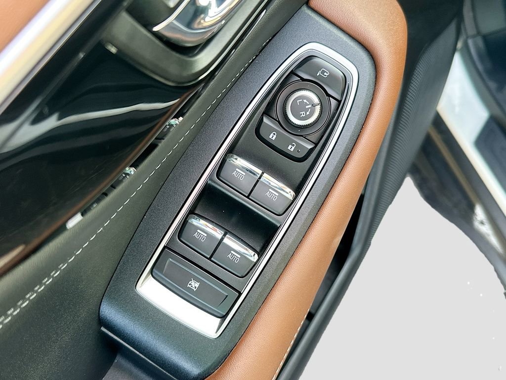 Used 2022 Subaru Outback Touring w/ Popular Package #2 image 18