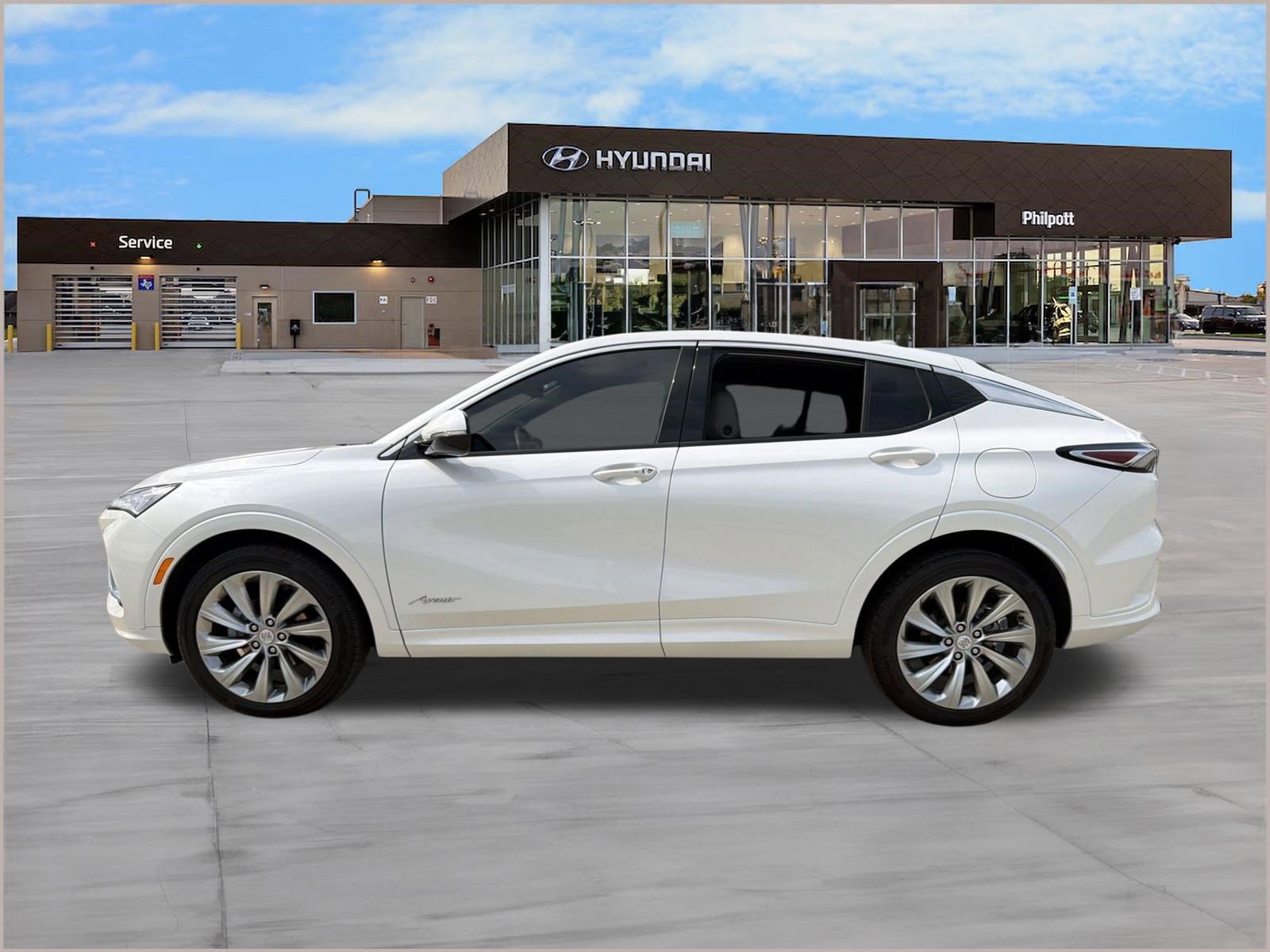 Used 2025 Buick Envista Avenir image 2