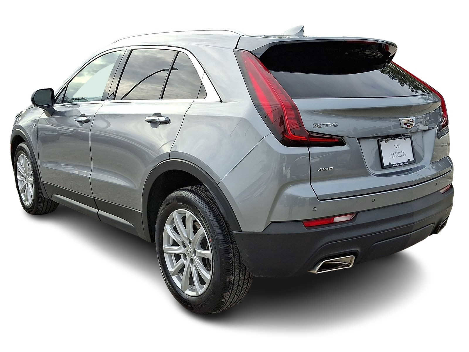 Certified 2023 Cadillac XT4 Luxury w/ Cold Weather Package image 3