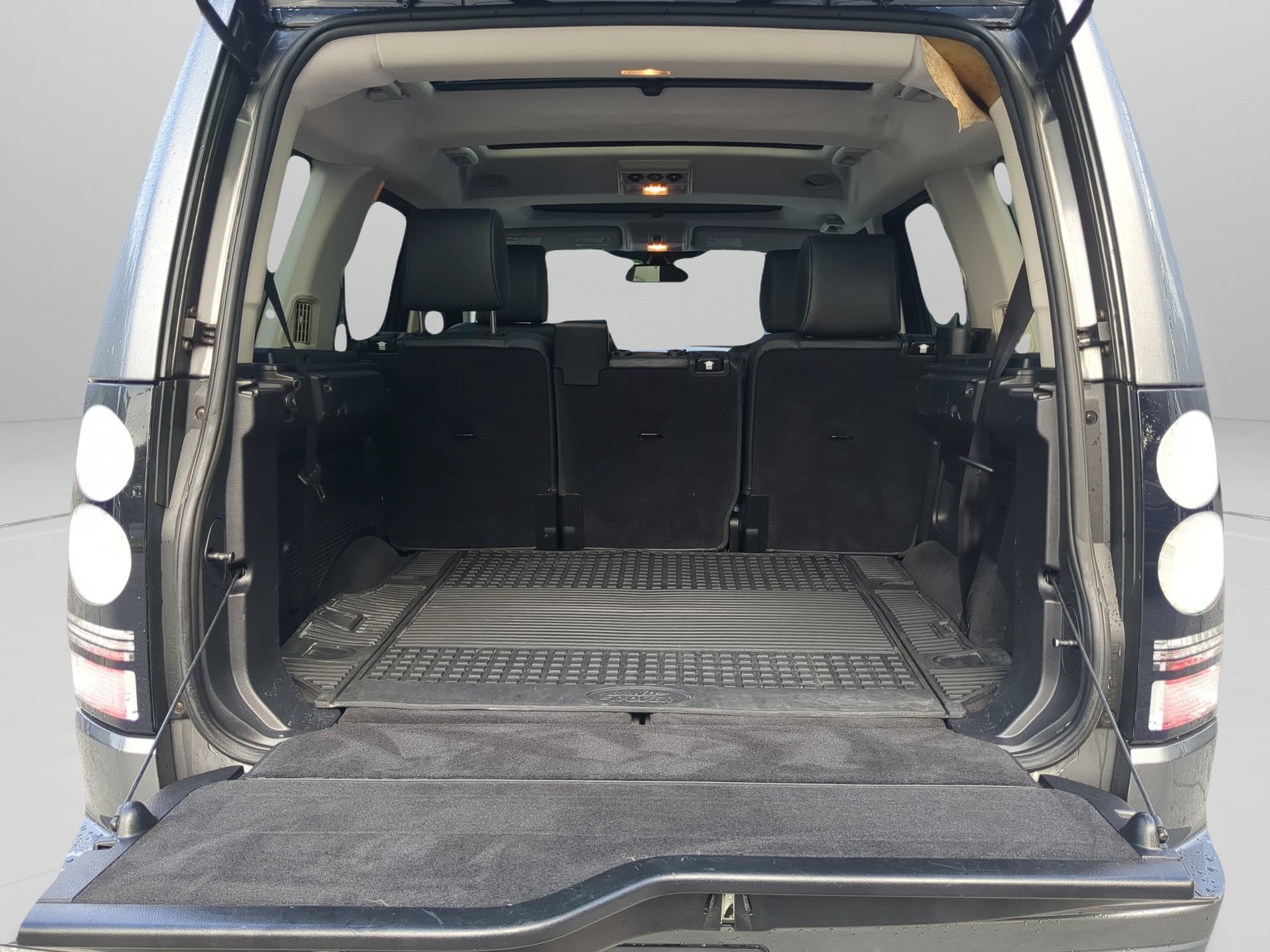 Used 2014 Land Rover LR4 HSE AWD/4WD image 46