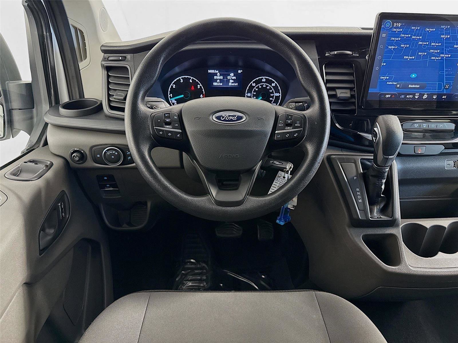 Used 2024 Ford Transit 350 XLT image 3