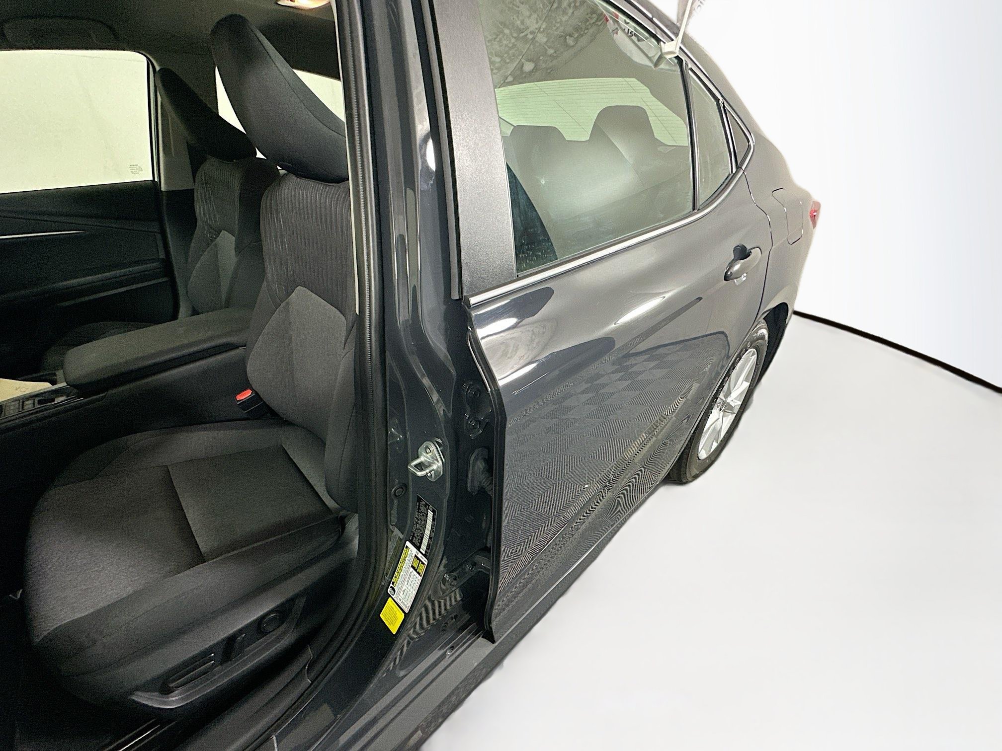Used 2025 Toyota Camry LE w/ Convenience Package FWD image 12