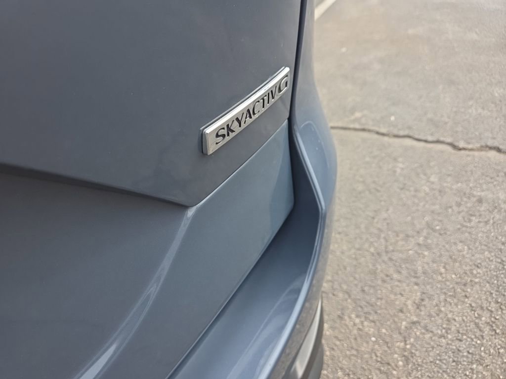 Used 2024 MAZDA CX-5 Carbon Edition image 11