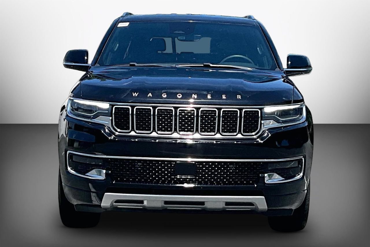 Certified 2024 Jeep Wagoneer Series II AWD/4WD image 3