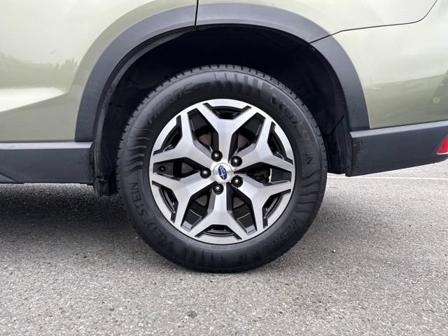 Used 2020 Subaru Forester Premium AWD/4WD image 15