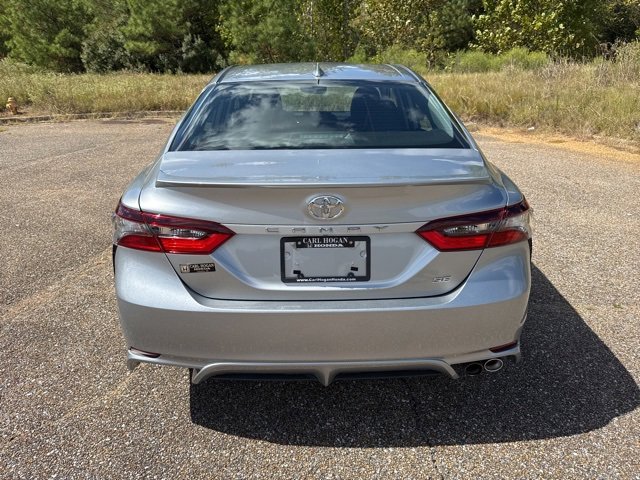 Used 2023 Toyota Camry SE image 8
